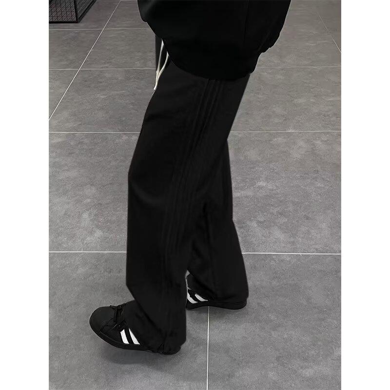 Мужские утолщенные бархатные спортивные брюки широкого кроя - американский стиль, повседневная одежда осень/зима M
Мужские утолщенные бархатные спортивные брюки широкого кроя - американский стиль, повседневная одежда осень/зима M