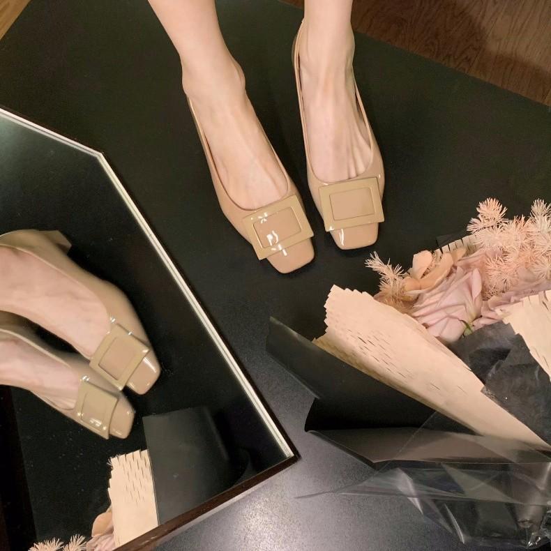 Sheepskin version~ Square buckle commuter thick heel square head temperament high heels single shoes women s leather soft sole Mary Jane shoes 35
Sheepskin version~ Square buckle commuter thick heel square head temperament high heels single shoes women s leather soft sole Mary Jane shoes 35