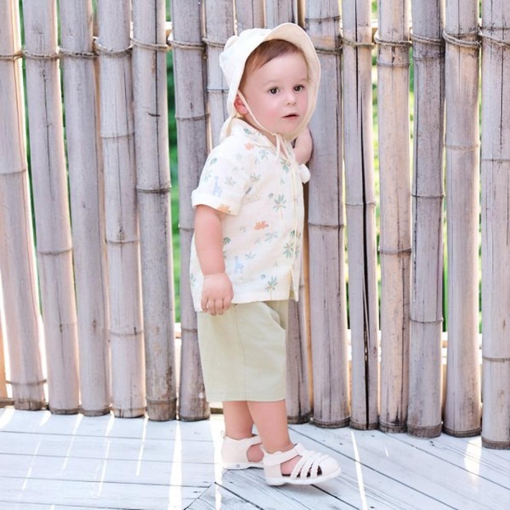 Ettoi Kyle Shirt Set 07t3 23011 CREAM BEIGE/12M
Ettoi Kyle Shirt Set 07t3 23011 CREAM BEIGE/12M