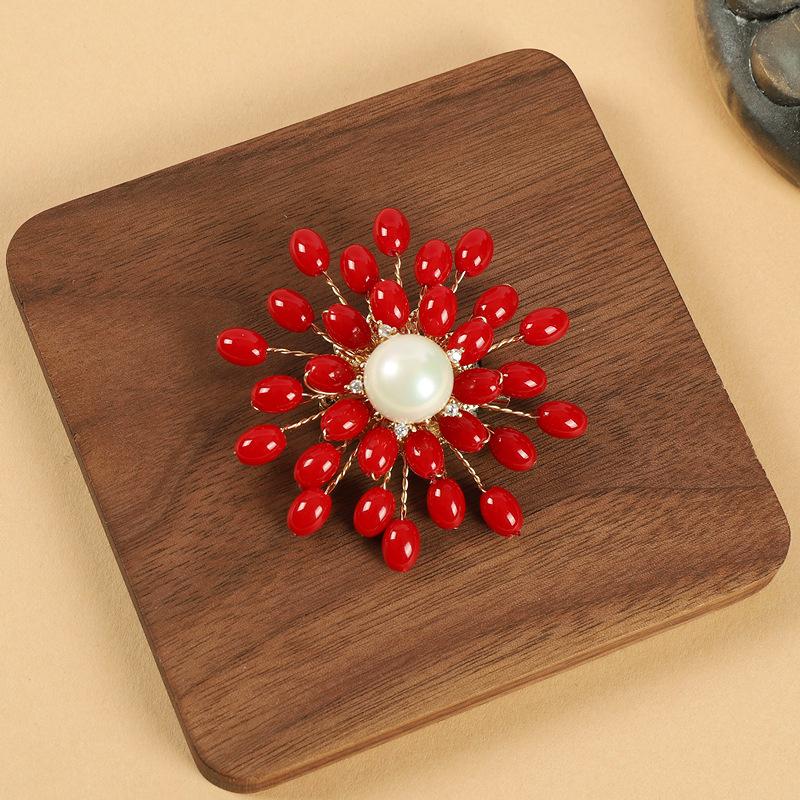 Ретро красная плетеная брошь из бисера модная этнический стиль нишевая личность кардиган высококлассный темперамент булавка аксессуары женщины жемчужный
Ретро красная плетеная брошь из бисера модная этнический стиль нишевая личность кардиган высококлассный темперамент булавка аксессуары женщины жемчужный