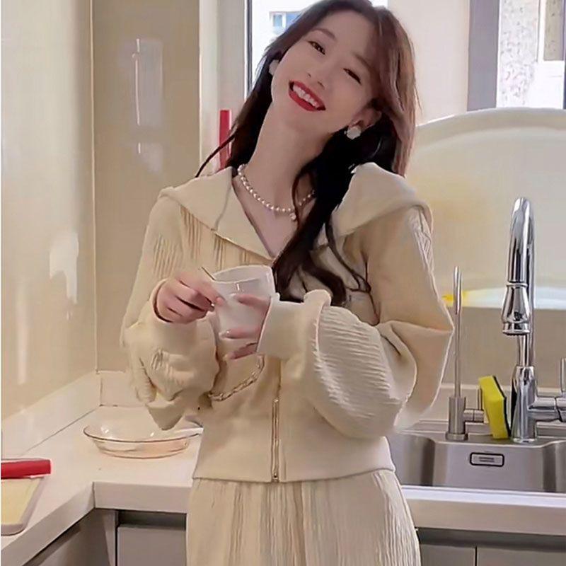 Women s Trendy Spring 2026 Casual Sports Suit with Hooded Jacket & Straight-Leg Pants - Age-Defying Two-Piece Set XL (120-130 lbs)
Women s Trendy Spring 2026 Casual Sports Suit with Hooded Jacket & Straight-Leg Pants - Age-Defying Two-Piece Set XL (120-130 lbs)