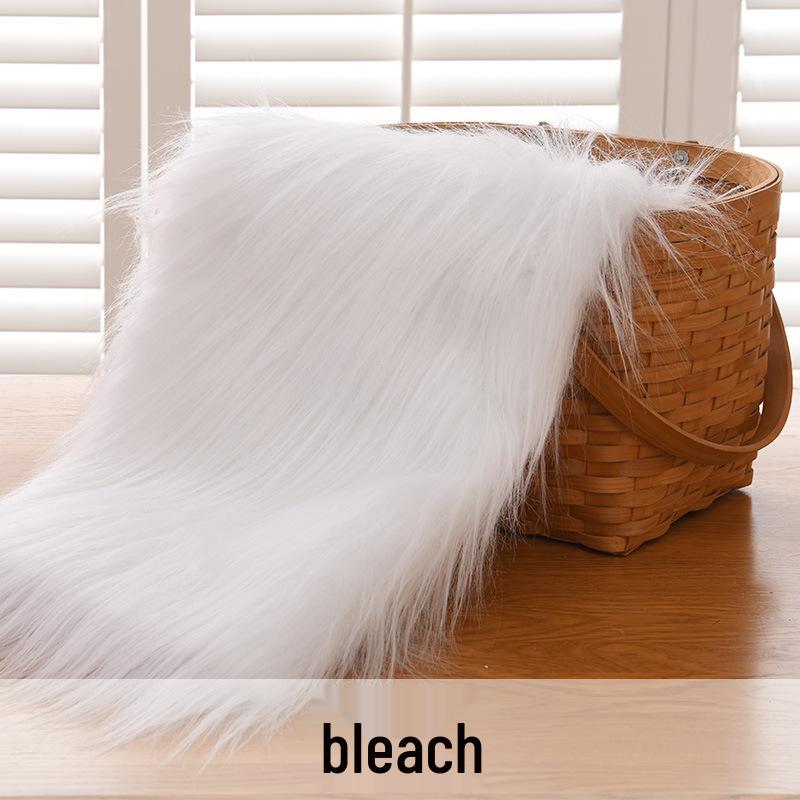 Ткань из искусственного меха с длинным ворсом 12 см для косплея и игрушек-фурсьютов 50x50cm
Ткань из искусственного меха с длинным ворсом 12 см для косплея и игрушек-фурсьютов 50x50cm