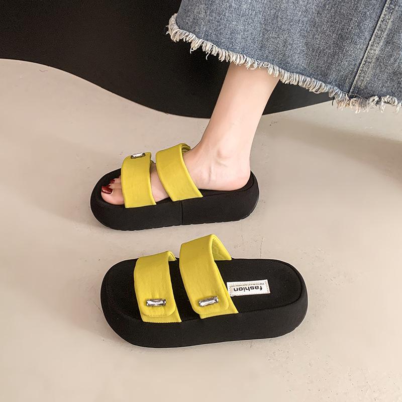 Muffin thick-bottomed cool slippers women s summer wear new beautiful beach one-word drag fashionable cool 35
Muffin thick-bottomed cool slippers women s summer wear new beautiful beach one-word drag fashionable cool 35