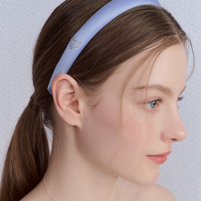 ENGBROX двойной сердечный кубический ободок для волос_синий blue
ENGBROX двойной сердечный кубический ободок для волос_синий blue