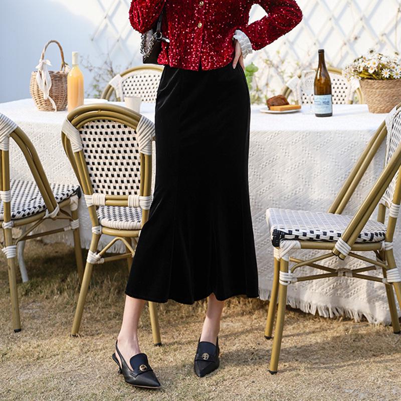Women s Elegant Velvet Fishtail Skirt - Black, Mid-Length, Slimming, Versatile M чёрный
Women s Elegant Velvet Fishtail Skirt - Black, Mid-Length, Slimming, Versatile M чёрный