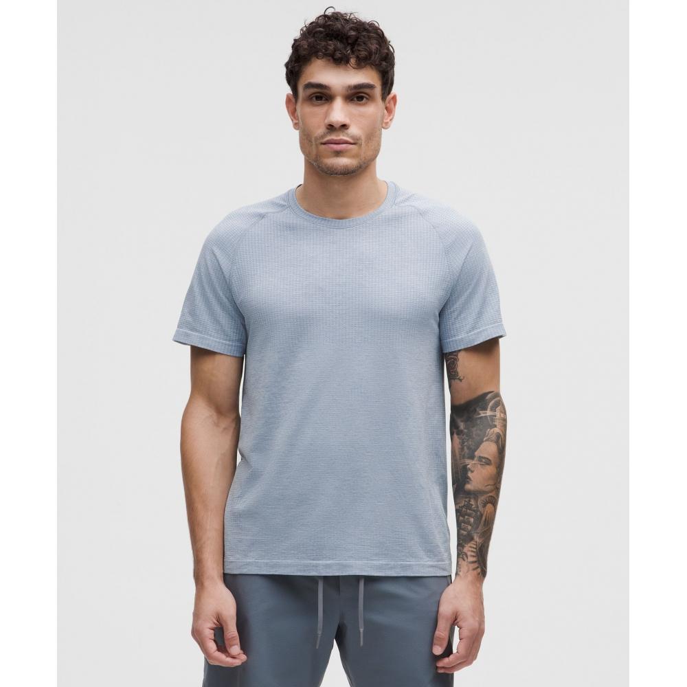 Lululemon Рубашка с коротким рукавом Metal Vent Tech, выстиранный деним, крахмальный синий XXL
Lululemon Рубашка с коротким рукавом Metal Vent Tech, выстиранный деним, крахмальный синий XXL