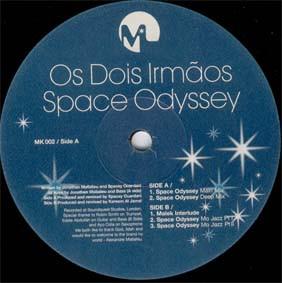12-дюймовая пластинка OS DOIS IRMÃOS - Космическая одиссея MK002 Malek 2000 UK Танцевальная и электронная музыка Б/У
12-дюймовая пластинка OS DOIS IRMÃOS - Космическая одиссея MK002 Malek 2000 UK Танцевальная и электронная музыка Б/У