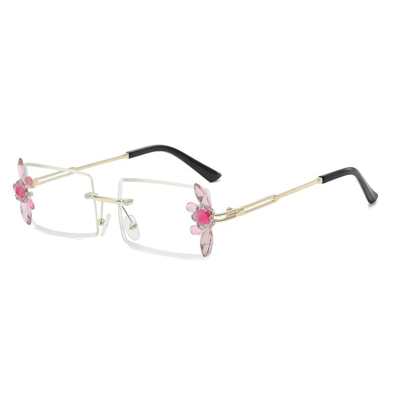 Модные женские солнцезащитные очки для маленького лица, круглого лица, летние, для защиты от солнца на открытом воздухе StyleD
Модные женские солнцезащитные очки для маленького лица, круглого лица, летние, для защиты от солнца на открытом воздухе StyleD