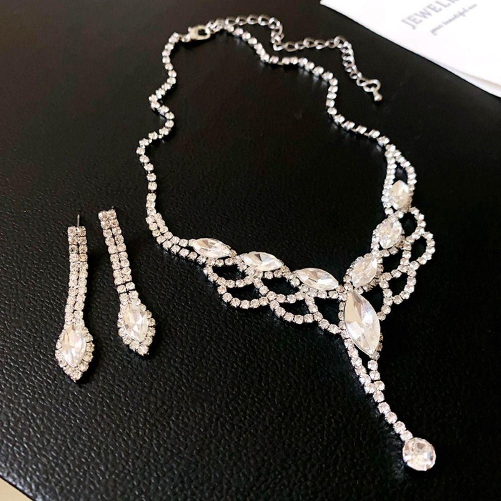 2 Pc/Se High-End Tassel Earrings Rhinestones Necklace V-Shaped Collarbone Chain Girl
2 Pc/Se High-End Tassel Earrings Rhinestones Necklace V-Shaped Collarbone Chain Girl