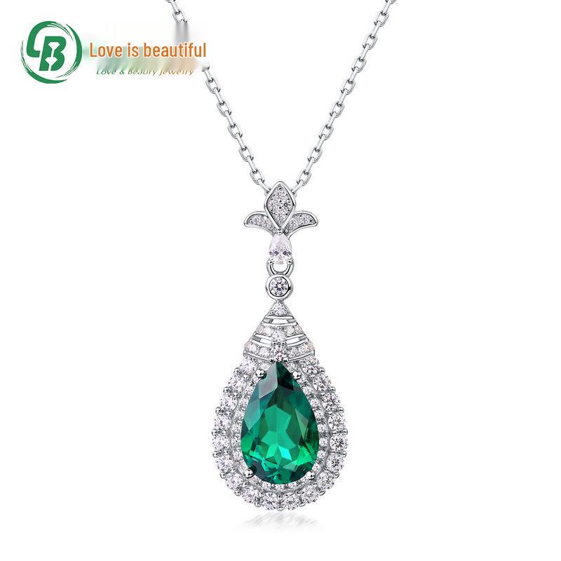 Retro European & American S925 Silver Emerald Clavicle Necklace - Light Luxury, High-End Design 925 Silver
Retro European & American S925 Silver Emerald Clavicle Necklace - Light Luxury, High-End Design 925 Silver