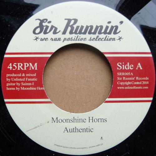7-дюймовая пластинка MOONSHINE HORNS Аутентичная SRR005 Sir Runnin Rec 2014 Бельгия Регги Ска Даб Б/у
7-дюймовая пластинка MOONSHINE HORNS Аутентичная SRR005 Sir Runnin Rec 2014 Бельгия Регги Ска Даб Б/у