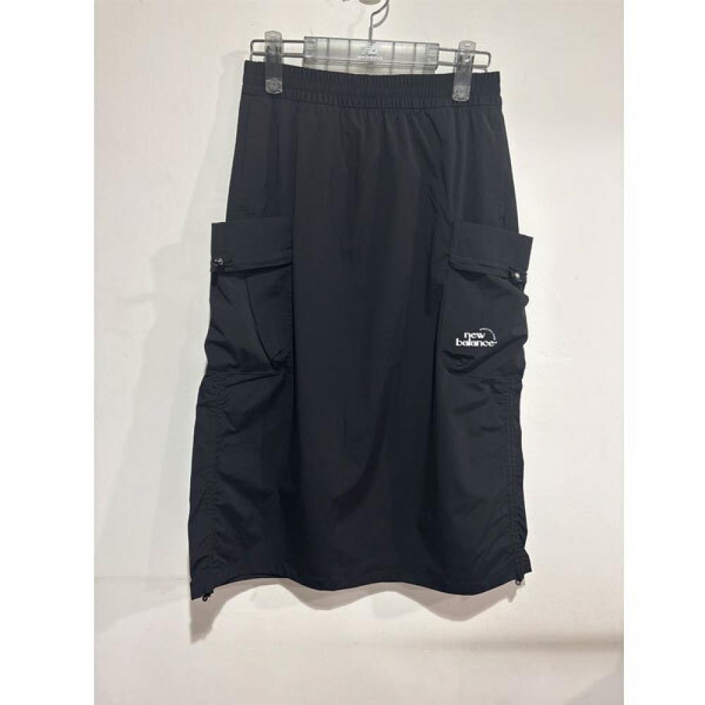 New Balance Длинная юбка-карго W Frozen Woven nbnWf3W612 черная (19)BLACK/70(S)
New Balance Длинная юбка-карго W Frozen Woven nbnWf3W612 черная (19)BLACK/70(S)