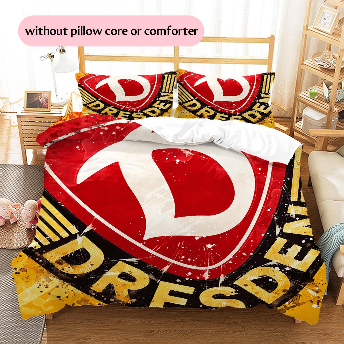 Dynamo Dresden Pattern Bedding Quilt Set Home Decoration Gift (1 * duvet cover + 2 * pillowcase without core) 135x200cm
Dynamo Dresden Pattern Bedding Quilt Set Home Decoration Gift (1 * duvet cover + 2 * pillowcase without core) 135x200cm