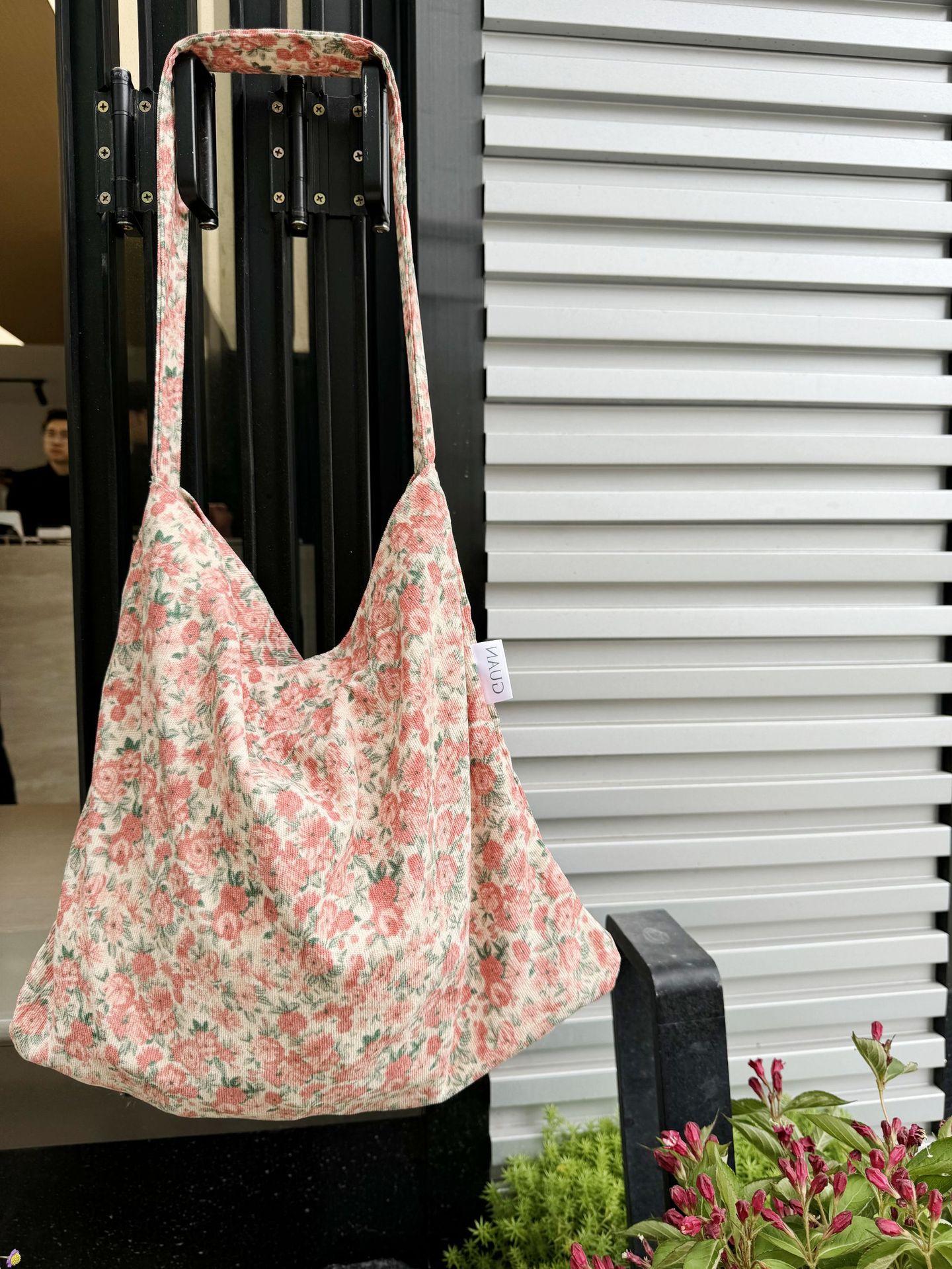 Южная Корея Тондэмун леопардовый принт сломанный цветок холщовая сумка женская белая Байхэ эмис та же принтованная сумка через плечо студенческая холщовая женская