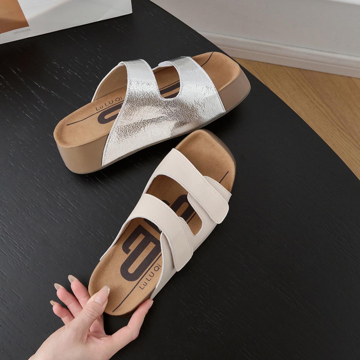 Thick milk toast Birkenstock slippers thick-soled one-pedal muffin bottom New year s Velcro foreign-style versatile sandals 33
Thick milk toast Birkenstock slippers thick-soled one-pedal muffin bottom New year s Velcro foreign-style versatile sandals 33