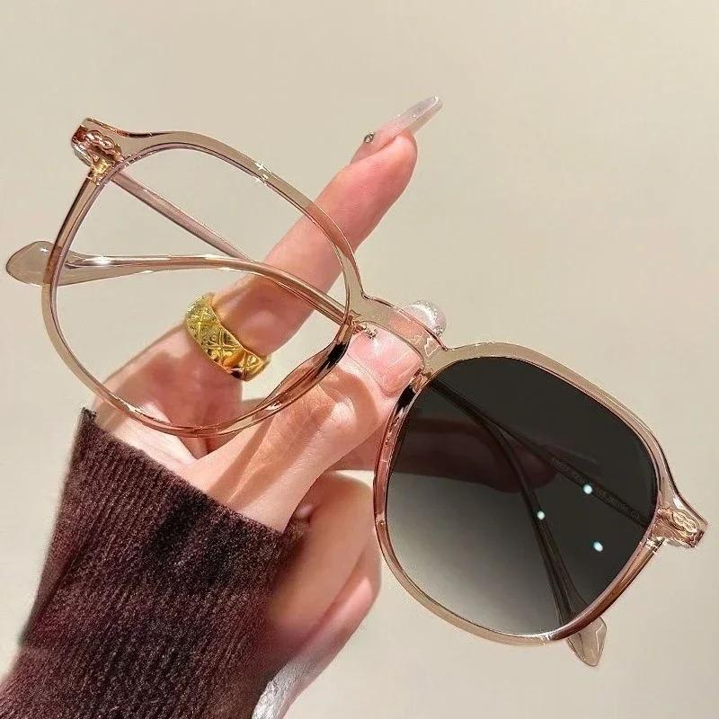 Neutral Fashion Large Frame Photochromic Myopia Glasses New Fashion Anti-Blue Light High Definition Lens Myopia Glasses 0
Neutral Fashion Large Frame Photochromic Myopia Glasses New Fashion Anti-Blue Light High Definition Lens Myopia Glasses 0