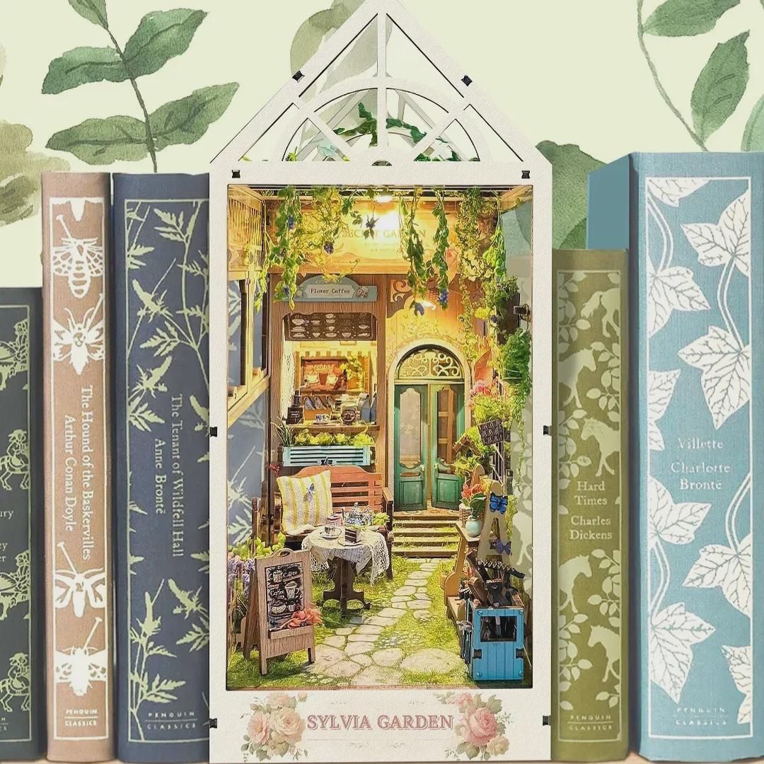 Silvia Garden 3D Кит Космос DIY Подставка для книг Модель Орнамент Silvia Garden - English Version
Silvia Garden 3D Кит Космос DIY Подставка для книг Модель Орнамент Silvia Garden - English Version