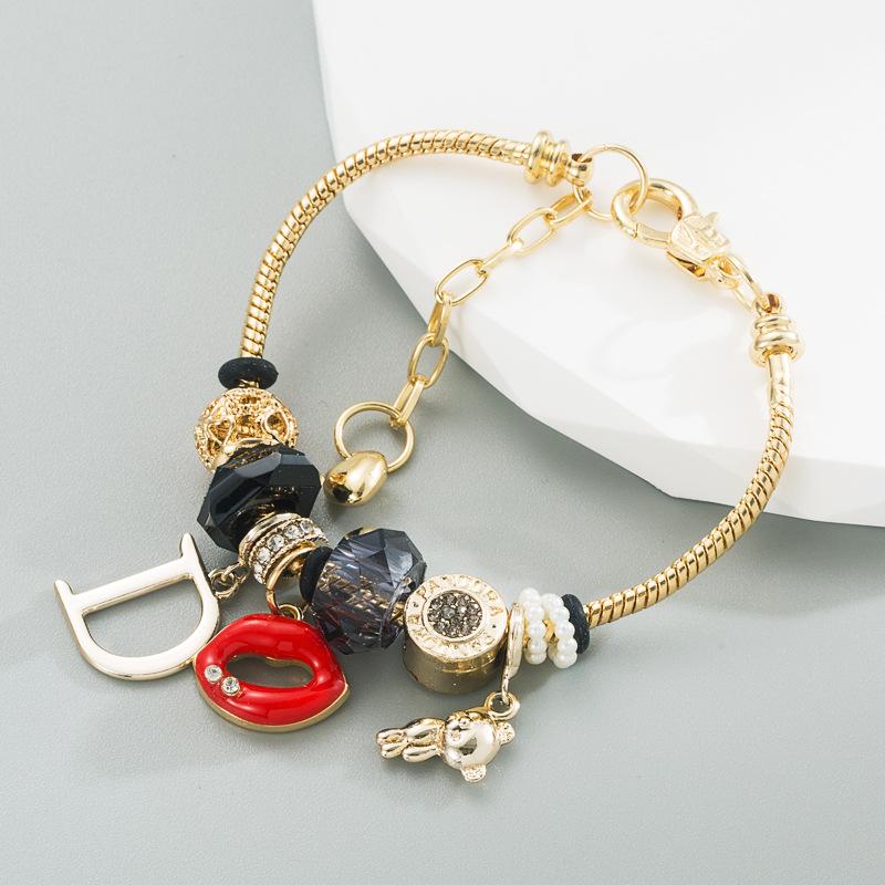 Европейская и американская мода, индивидуальность, сделай сам, кулон в виде губ демона, браслет из сплава, трендовый, горячо продаваемый браслет, аксессуары чёрный
Европейская и американская мода, индивидуальность, сделай сам, кулон в виде губ демона, браслет из сплава, трендовый, горячо продаваемый браслет, аксессуары чёрный