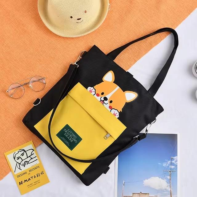 Cartoon Printed Canvas Crossbody Bag for Women, Large Capacity Oxford Zipper Shoulder Tote, Casual Dog Print Shopping Bag чорний
Cartoon Printed Canvas Crossbody Bag for Women, Large Capacity Oxford Zipper Shoulder Tote, Casual Dog Print Shopping Bag чорний