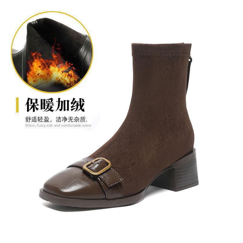 Thick heel short boots women s retro British style 2024 new autumn and winter medium tube women s boots black suede square head thin boots 40
Thick heel short boots women s retro British style 2024 new autumn and winter medium tube women s boots black suede square head thin boots 40