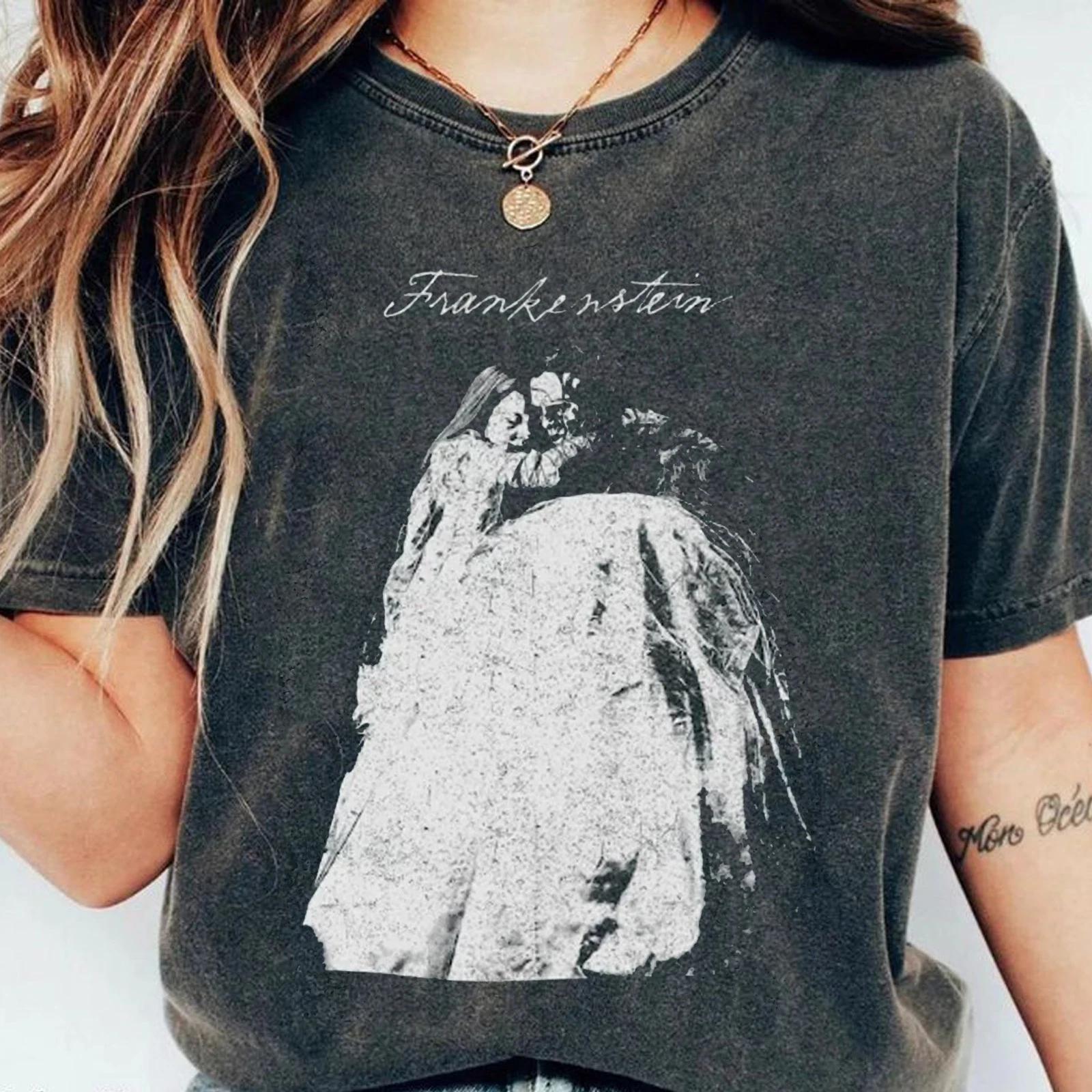 Retro Frankenstein and Bride T-shirt, Vintage Frankenstein Love Valentine Tee 4XL
Retro Frankenstein and Bride T-shirt, Vintage Frankenstein Love Valentine Tee 4XL