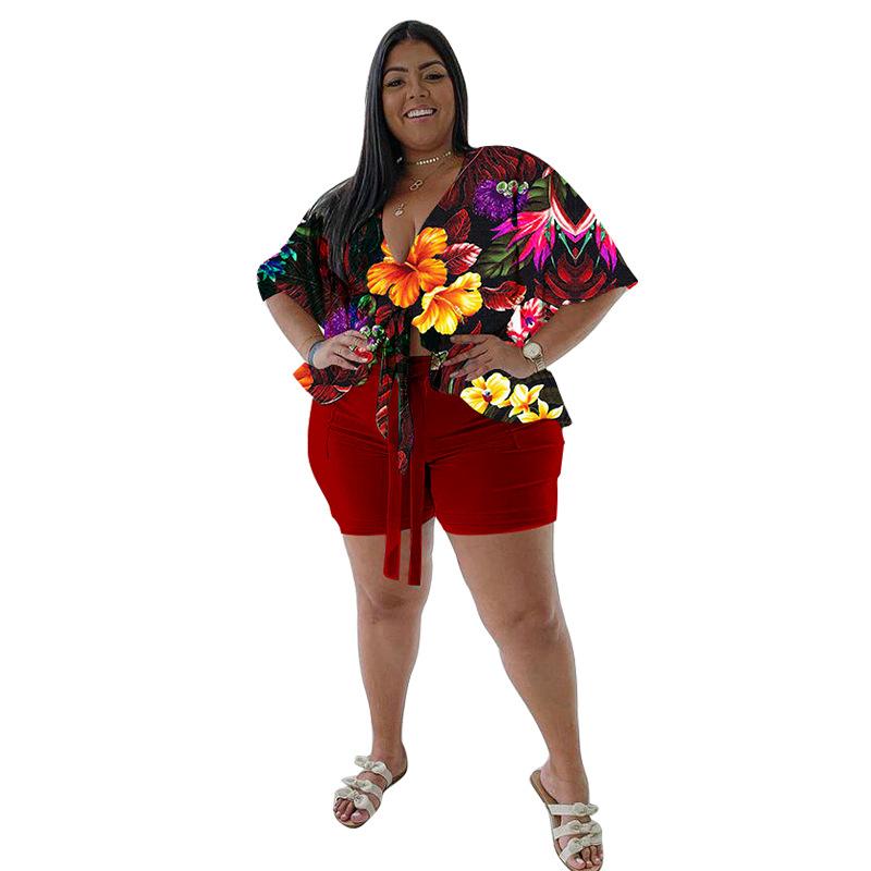Plus Size Women s Tropical Floral Print Tie Front Blouse & Solid Shorts SetComfortable Casual Summer Two Piece Outfit L червоний
Plus Size Women s Tropical Floral Print Tie Front Blouse & Solid Shorts SetComfortable Casual Summer Two Piece Outfit L червоний