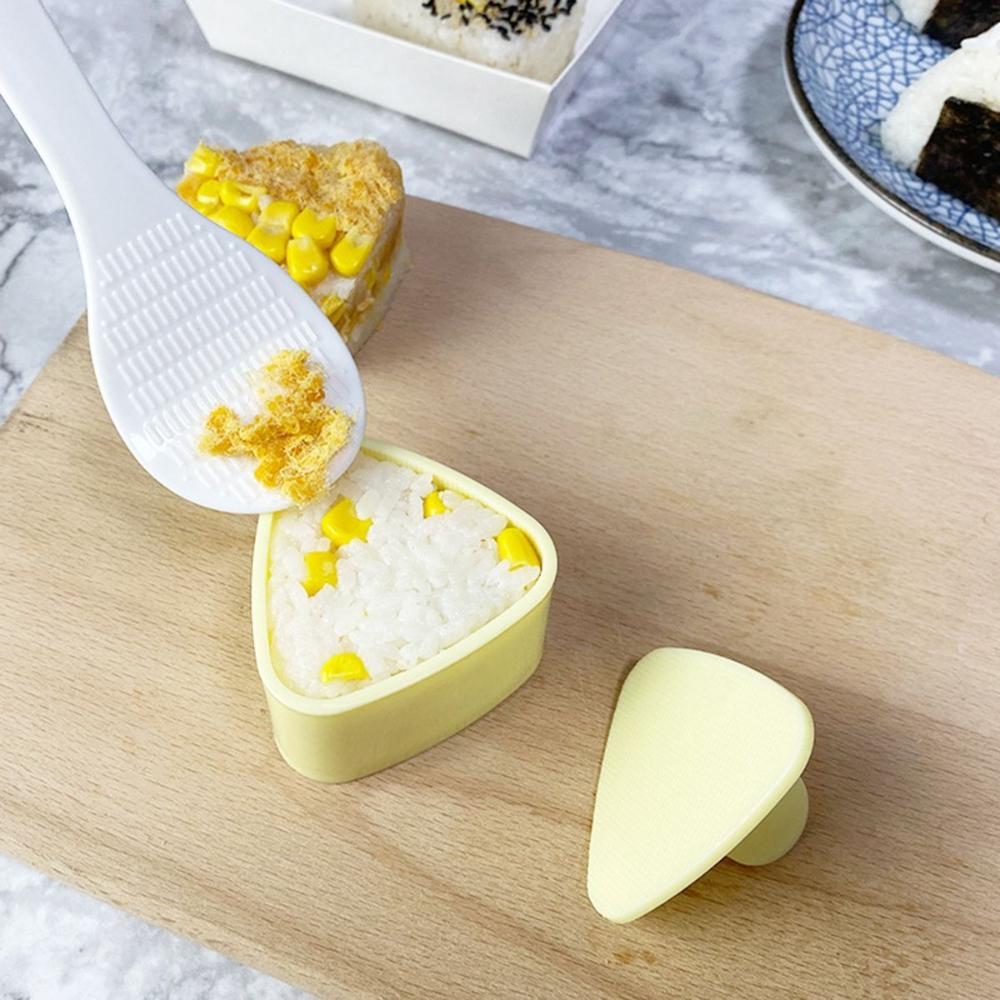 Кухня DIY самодельная форма суши Maker Kit Rice Ball Mold Seaweede Press Треугольная форма
Кухня DIY самодельная форма суши Maker Kit Rice Ball Mold Seaweede Press Треугольная форма