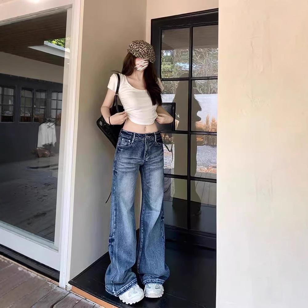 2025 Women s American Retro Wide-Leg Jeans: Washed, Ripped, Loose Fit, Micro-Flare, Floor-Length. 3XL: Height 155-165CM (150-165 lbs)
2025 Women s American Retro Wide-Leg Jeans: Washed, Ripped, Loose Fit, Micro-Flare, Floor-Length. 3XL: Height 155-165CM (150-165 lbs)