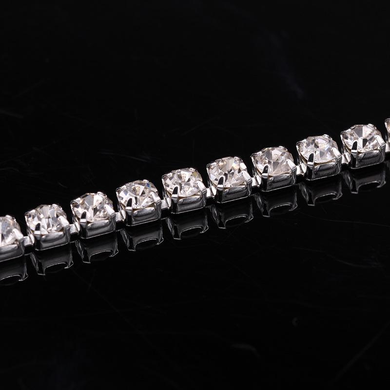 Цепочка из переливающихся белых стразов 2-6 мм для изготовления украшений своими руками и украшения чехла для телефона 2mm 0.9m