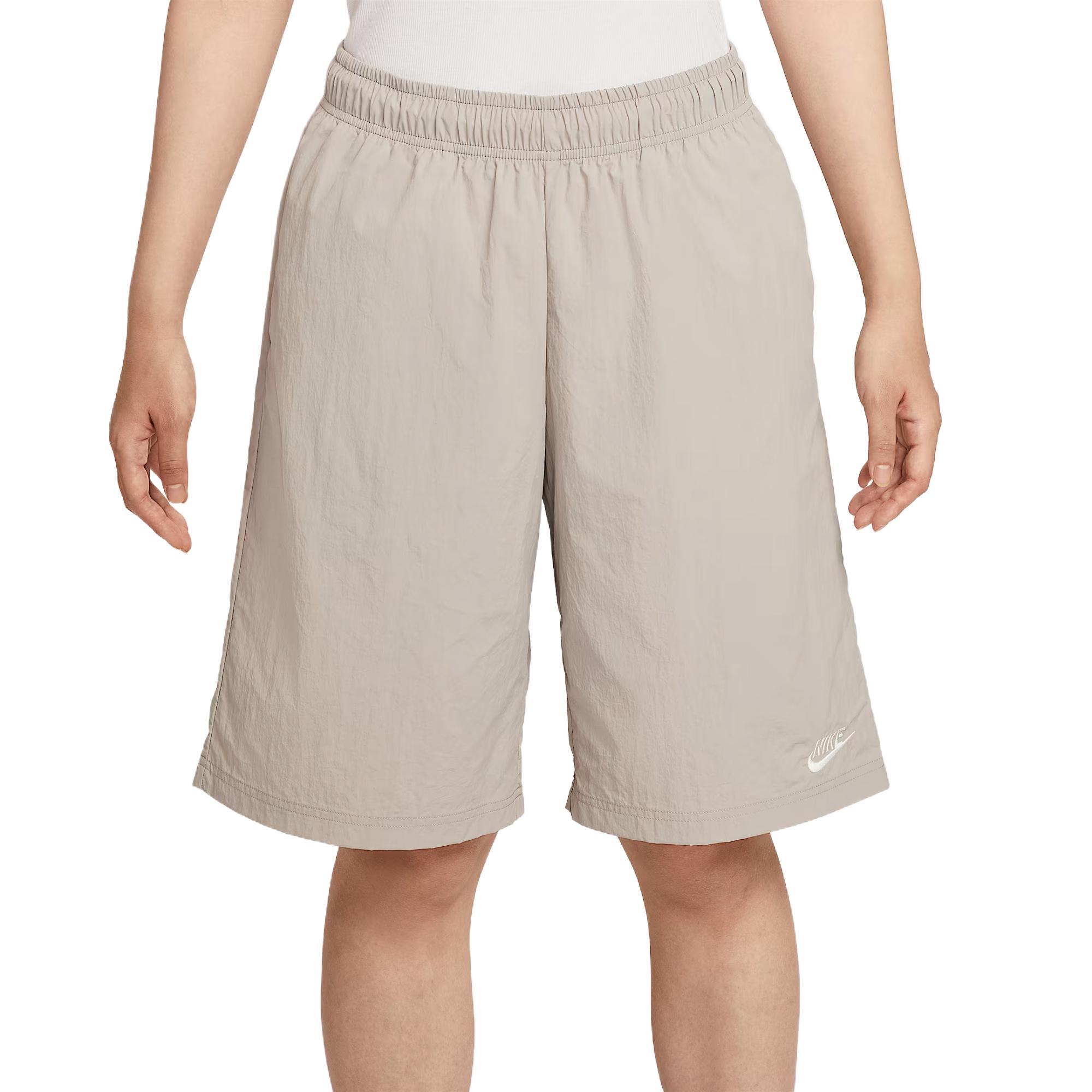 Nike Swoosh embroidered Elastic waist Shorts IH8465-078 S
Nike Swoosh embroidered Elastic waist Shorts IH8465-078 S