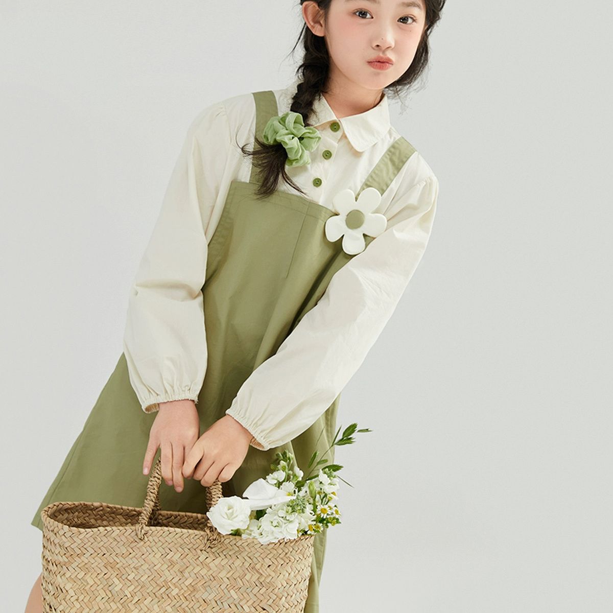 Fashionable Two Fake Dresses for Girls, Sweet Flower Princess Dresses for Children Spring and Autumn 160
Fashionable Two Fake Dresses for Girls, Sweet Flower Princess Dresses for Children Spring and Autumn 160