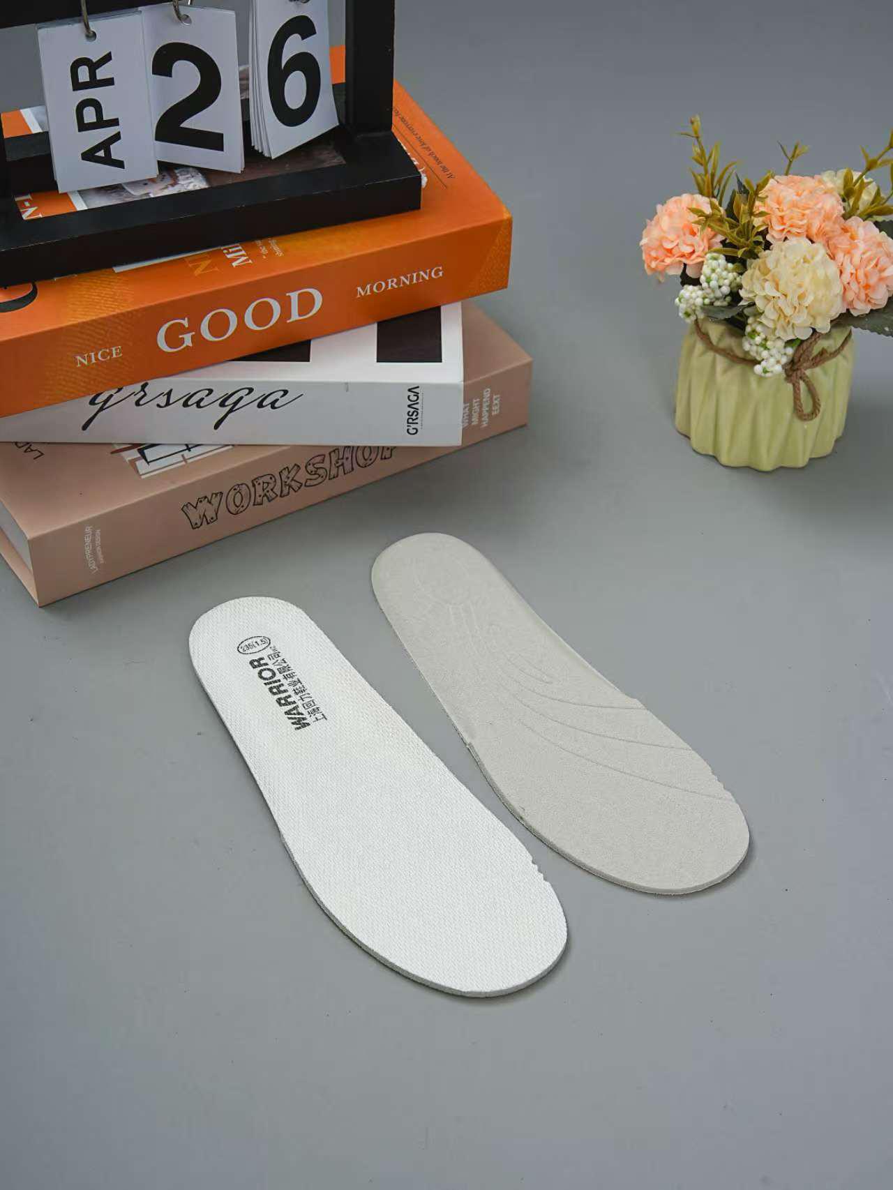 Breathable Shock-Absorbing Cotton Sports Insole for Wide Feet Women s 39: Actual length 25cm
Breathable Shock-Absorbing Cotton Sports Insole for Wide Feet Women s 39: Actual length 25cm