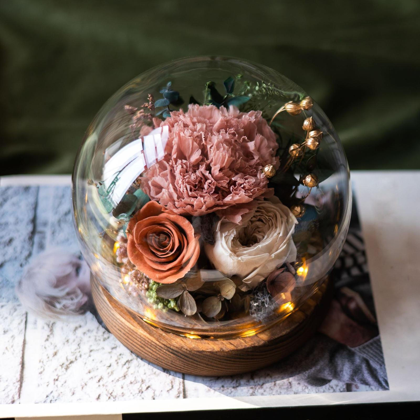 Подарки на День матери Стабилизированные цветы Розы Гвоздики для мамы
Подарки на День матери Стабилизированные цветы Розы Гвоздики для мамы