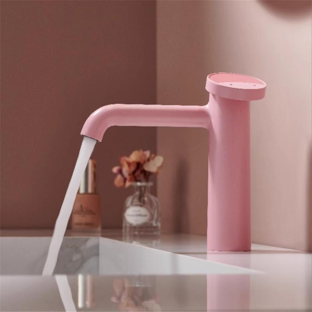 Brush Gold Bathroom Faucet Unique Design Pink Basin Faucet Gray Sink Tap Hot & Cold Deck Mounted Lavatory Crane Water Tap рожевий
Brush Gold Bathroom Faucet Unique Design Pink Basin Faucet Gray Sink Tap Hot & Cold Deck Mounted Lavatory Crane Water Tap рожевий