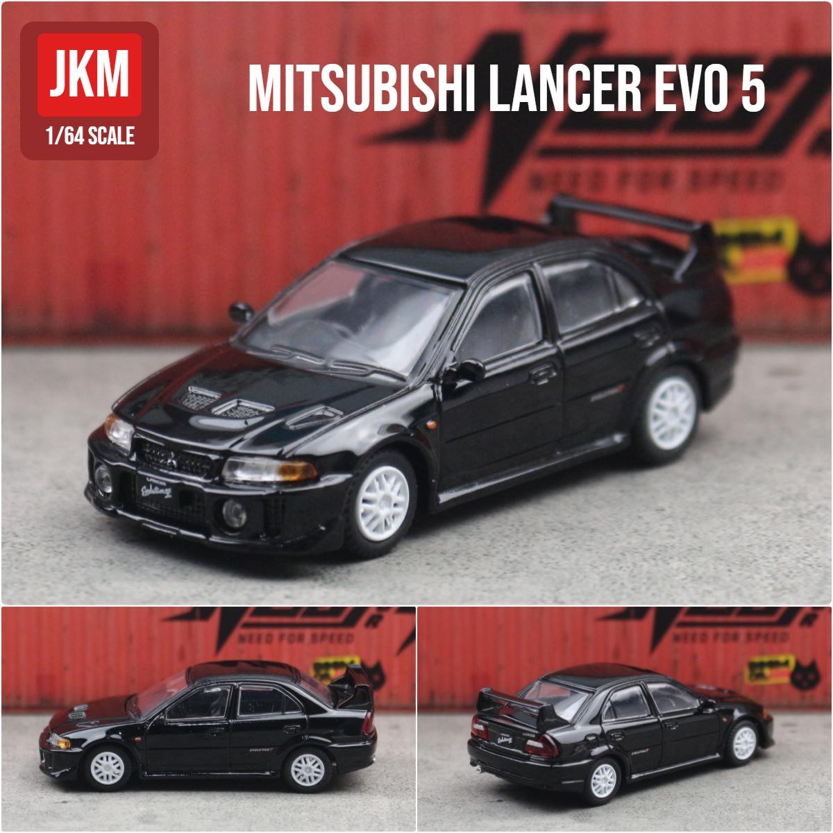 1:64 Mitsubishi Lancer Evolution V EVO 5 Toy Car 1/64 JKM Diecast Metal Super Sport Vehicle Model Miniature Collection Gift чёрный
1:64 Mitsubishi Lancer Evolution V EVO 5 Toy Car 1/64 JKM Diecast Metal Super Sport Vehicle Model Miniature Collection Gift чёрный