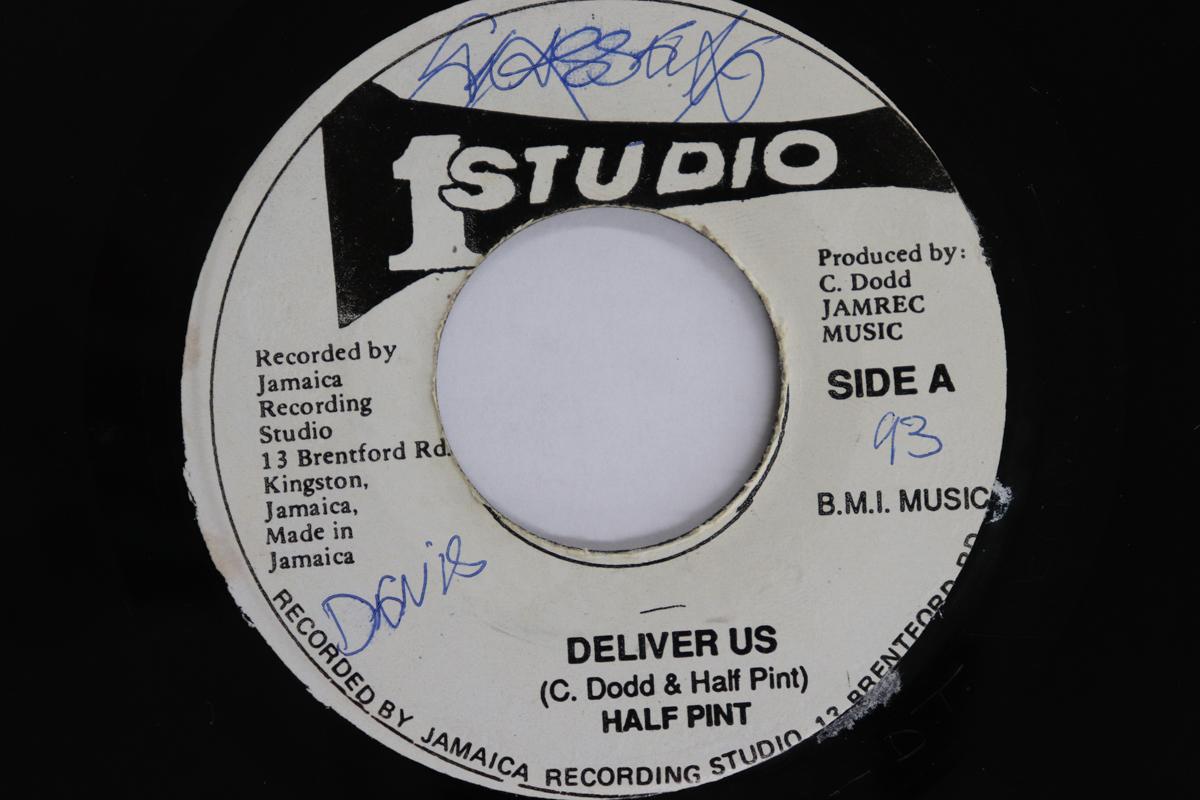 7inch Record HALF PINT - Deliver Us NONE Studio One Jamaica Reggae, Ska & Dub Used
7inch Record HALF PINT - Deliver Us NONE Studio One Jamaica Reggae, Ska & Dub Used