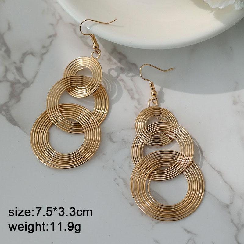 Three-layers Circle Exaggerated Women s Long Hanging Earrings European Heavy Punk Fashion Metal Round Pendants Drop Earrings
Three-layers Circle Exaggerated Women s Long Hanging Earrings European Heavy Punk Fashion Metal Round Pendants Drop Earrings