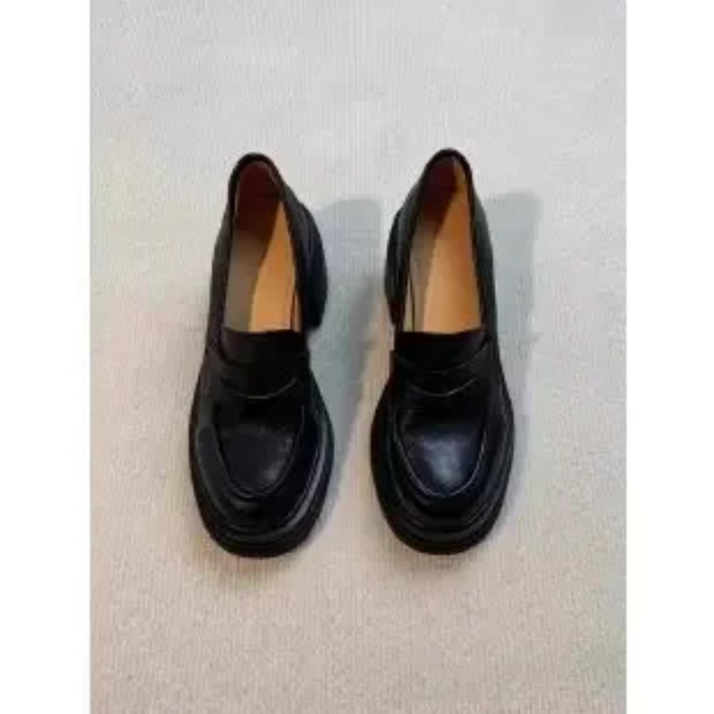 Женские кожаные мокасины на платформе, модные туфли без застежек на толстой подошве в стиле ретро, женские офисные туфли-лодочки, мокасины, женская обувь Мэри Джейн 35
Женские кожаные мокасины на платформе, модные туфли без застежек на толстой подошве в стиле ретро, женские офисные туфли-лодочки, мокасины, женская обувь Мэри Джейн 35