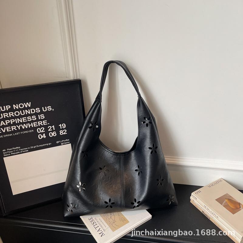 Fashionable and Simple Single-shoulder Bag, Underarm Bag, Large Capacity Handbag for Women One Size чёрный
Fashionable and Simple Single-shoulder Bag, Underarm Bag, Large Capacity Handbag for Women One Size чёрный