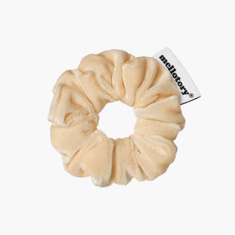 бархатная мини-резинка для волос mellotory (крем) cream
бархатная мини-резинка для волос mellotory (крем) cream