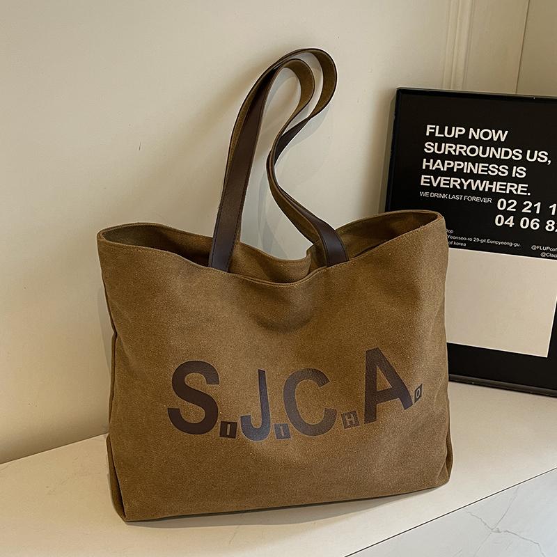 Холщовая сумка-тоут Женская Новая Вместительная сумка для поездок на работу Осенне-зимняя Повседневная наплечная сумка Студенческая сумка коричневый
Холщовая сумка-тоут Женская Новая Вместительная сумка для поездок на работу Осенне-зимняя Повседневная наплечная сумка Студенческая сумка коричневый