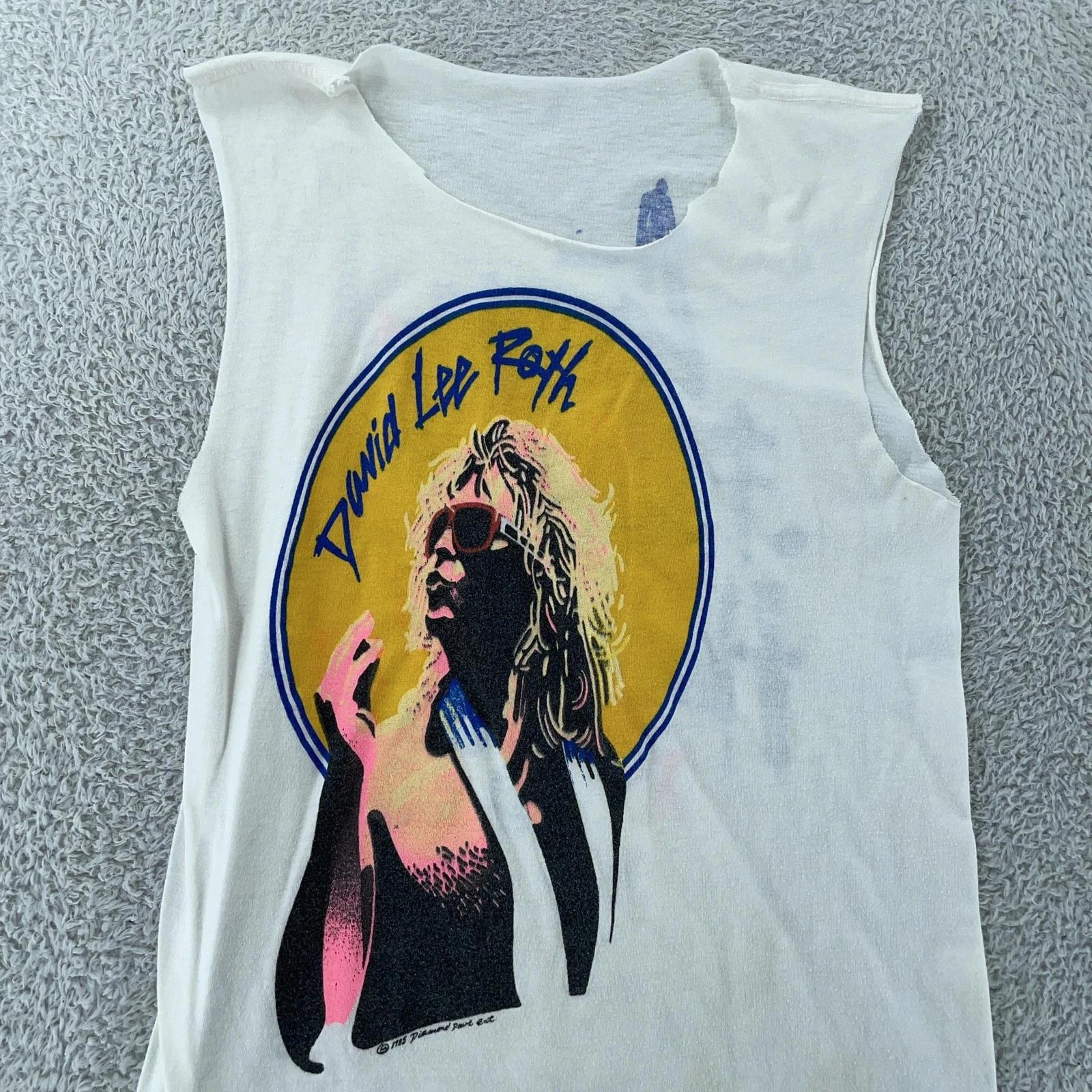 CUTOFF Vintage 1985 David Lee Roth Concert Shirt XS Crazy From The Heat Tour 80s XL
CUTOFF Vintage 1985 David Lee Roth Concert Shirt XS Crazy From The Heat Tour 80s XL