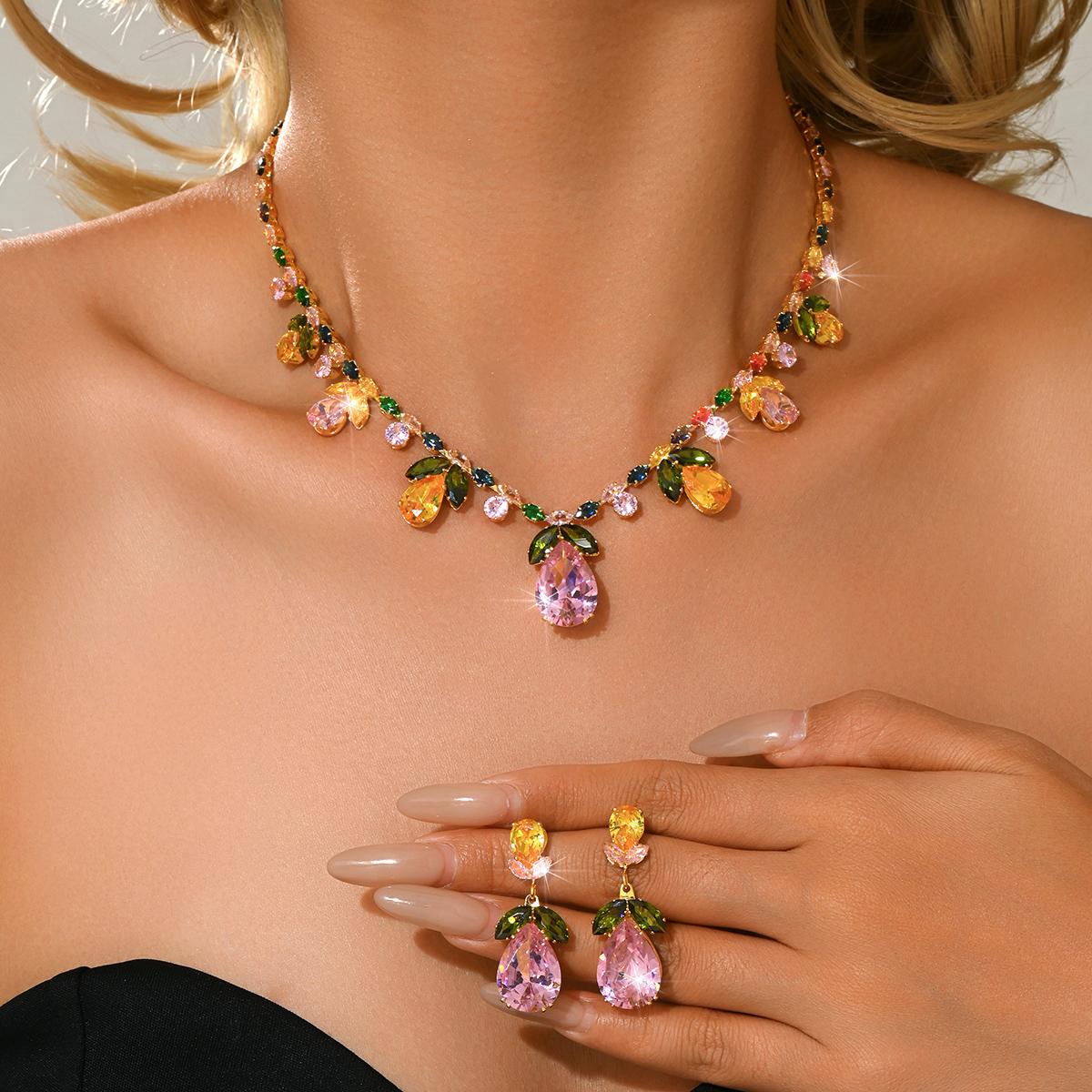 French retro elegant dinner necklace earrings two-piece set bride wedding dress evening gown versatile accessories
French retro elegant dinner necklace earrings two-piece set bride wedding dress evening gown versatile accessories