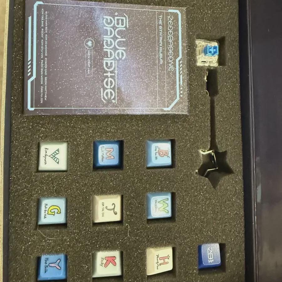 Zerobaseone Jeve One Keycap Album
Zerobaseone Jeve One Keycap Album