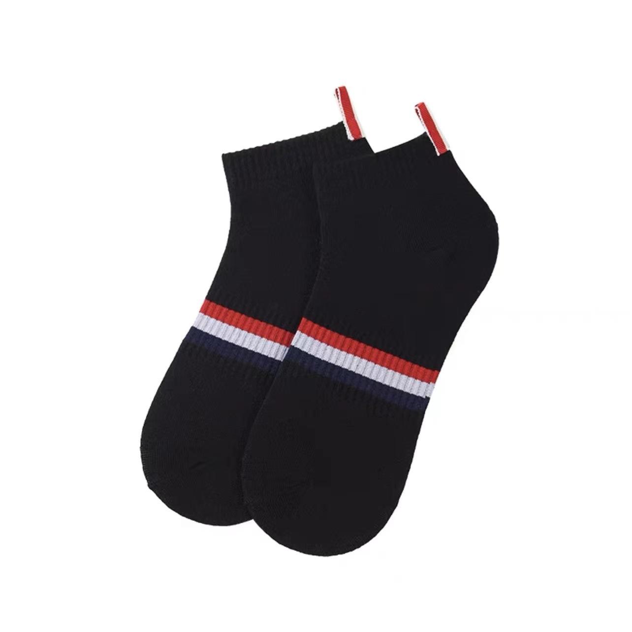 Tb Short Socks Pure Cotton Couple Shallow Striped Webbing Tb Short Tube Four-Bar Red, White And Blue Trendy Brand Socks One size fits all чорний
Tb Short Socks Pure Cotton Couple Shallow Striped Webbing Tb Short Tube Four-Bar Red, White And Blue Trendy Brand Socks One size fits all чорний