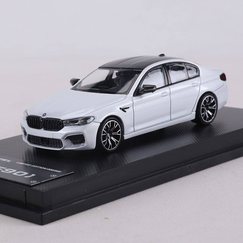 MJ 1:64 MK6 M5 F90 Alloy Car Diecasts & Toy Vehicles Miniature Scale Model Car For Children белый
MJ 1:64 MK6 M5 F90 Alloy Car Diecasts & Toy Vehicles Miniature Scale Model Car For Children белый