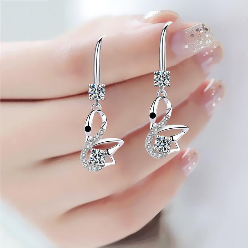 Earrings Lady Diamond Enchased Cygnet Earrings Long Senior Sense of Temperament Ear Hooks EG-30
Earrings Lady Diamond Enchased Cygnet Earrings Long Senior Sense of Temperament Ear Hooks EG-30