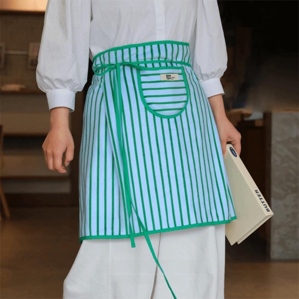 Super absorbent Half Apron with Pockets Polyester Apron High Quality Garden Apron зелений
Super absorbent Half Apron with Pockets Polyester Apron High Quality Garden Apron зелений