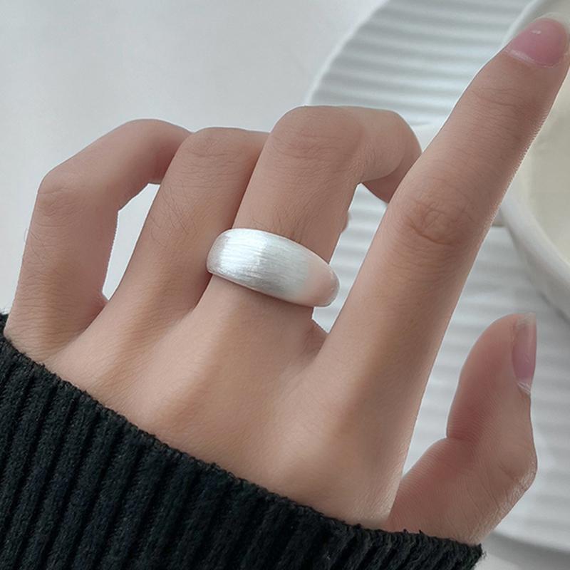 Matte Silver Color Unique Oval Simple Ring for Women Jewelry Finger Adjustable Open Vintage Ring for Party Birthday Gifts белый
Matte Silver Color Unique Oval Simple Ring for Women Jewelry Finger Adjustable Open Vintage Ring for Party Birthday Gifts белый