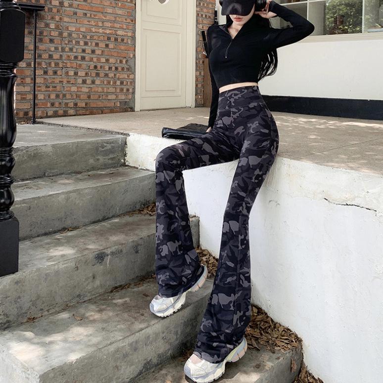 Women’s Fashion Camouflage Flare Yoga Pants Medium
Women’s Fashion Camouflage Flare Yoga Pants Medium